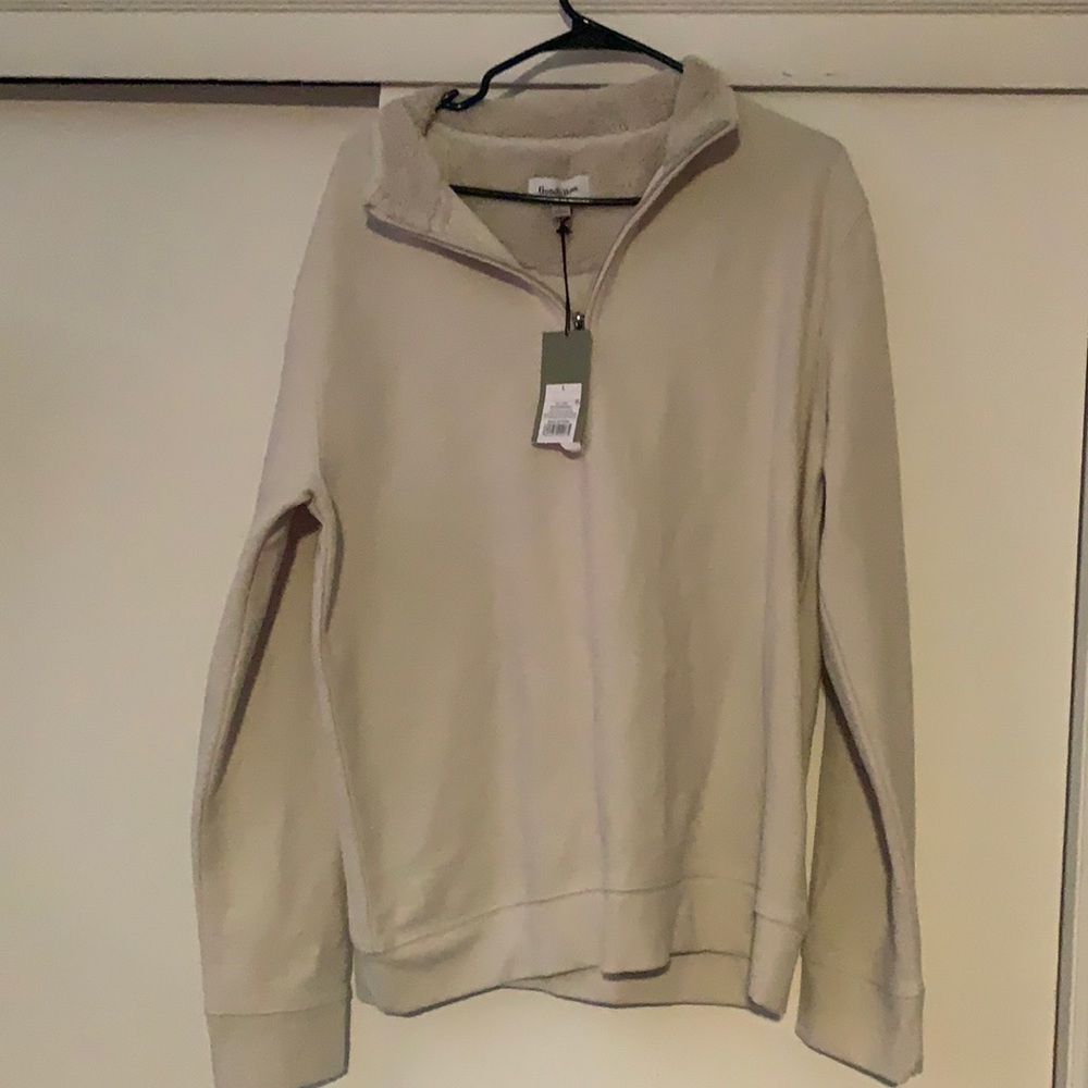 Men’s pullover sweater